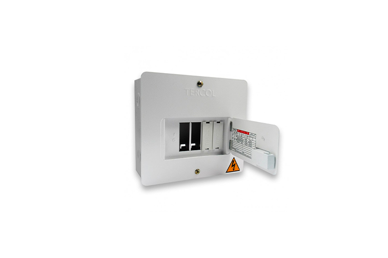 TABLERO 4 CTOS CON PUERTA     